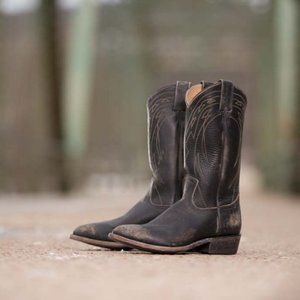 Frye Billy Pull on Stone Washed Black Boot Size 6